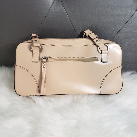 GUESS Handbag - Picture 11 of 16